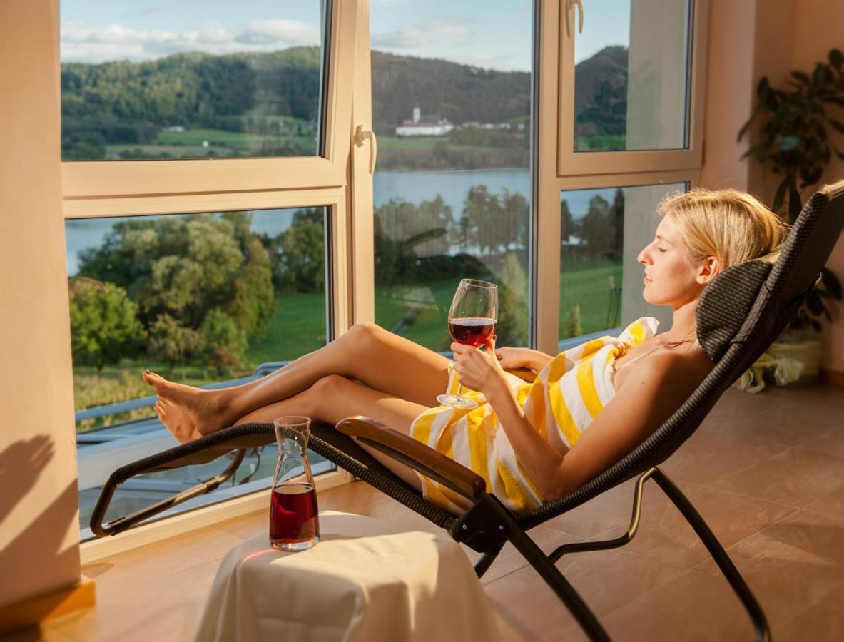 Hotel Seehof Sankt Georgen am Längsee Exterior foto
